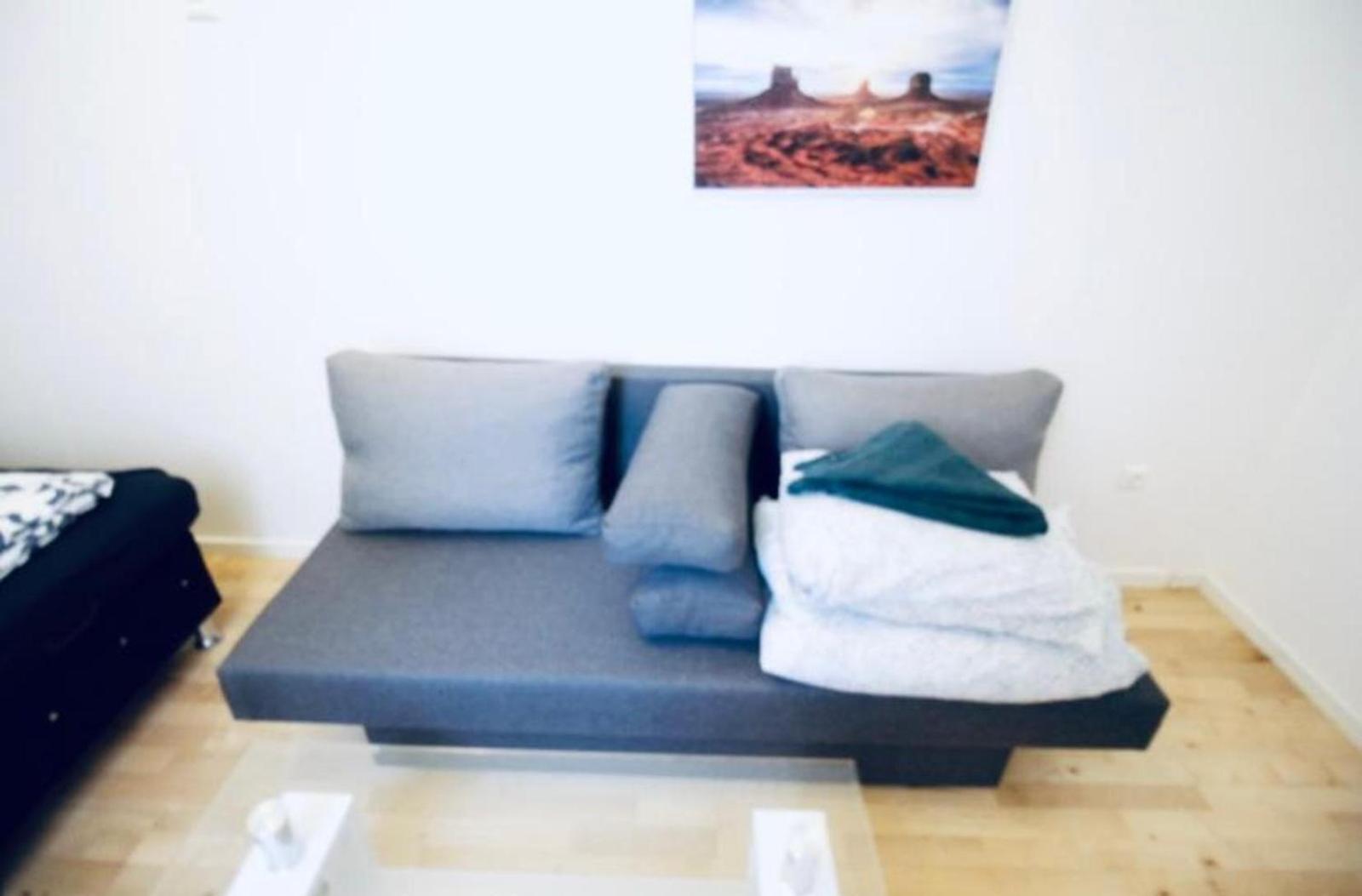 6 Min To Amusement Park - Economy Rooms In Shared Apartment Виена Екстериор снимка